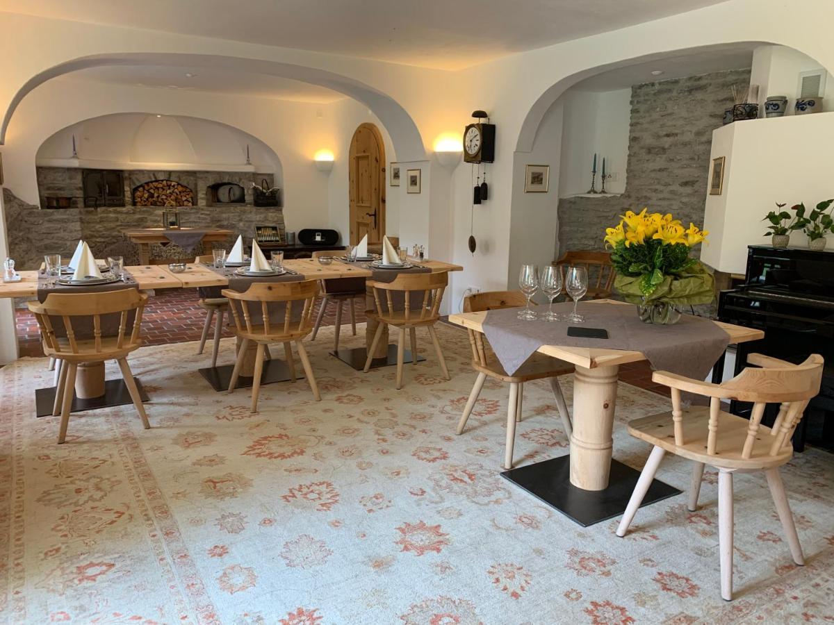 Hotel Chasa al Battaporta Tschierv Esterno foto